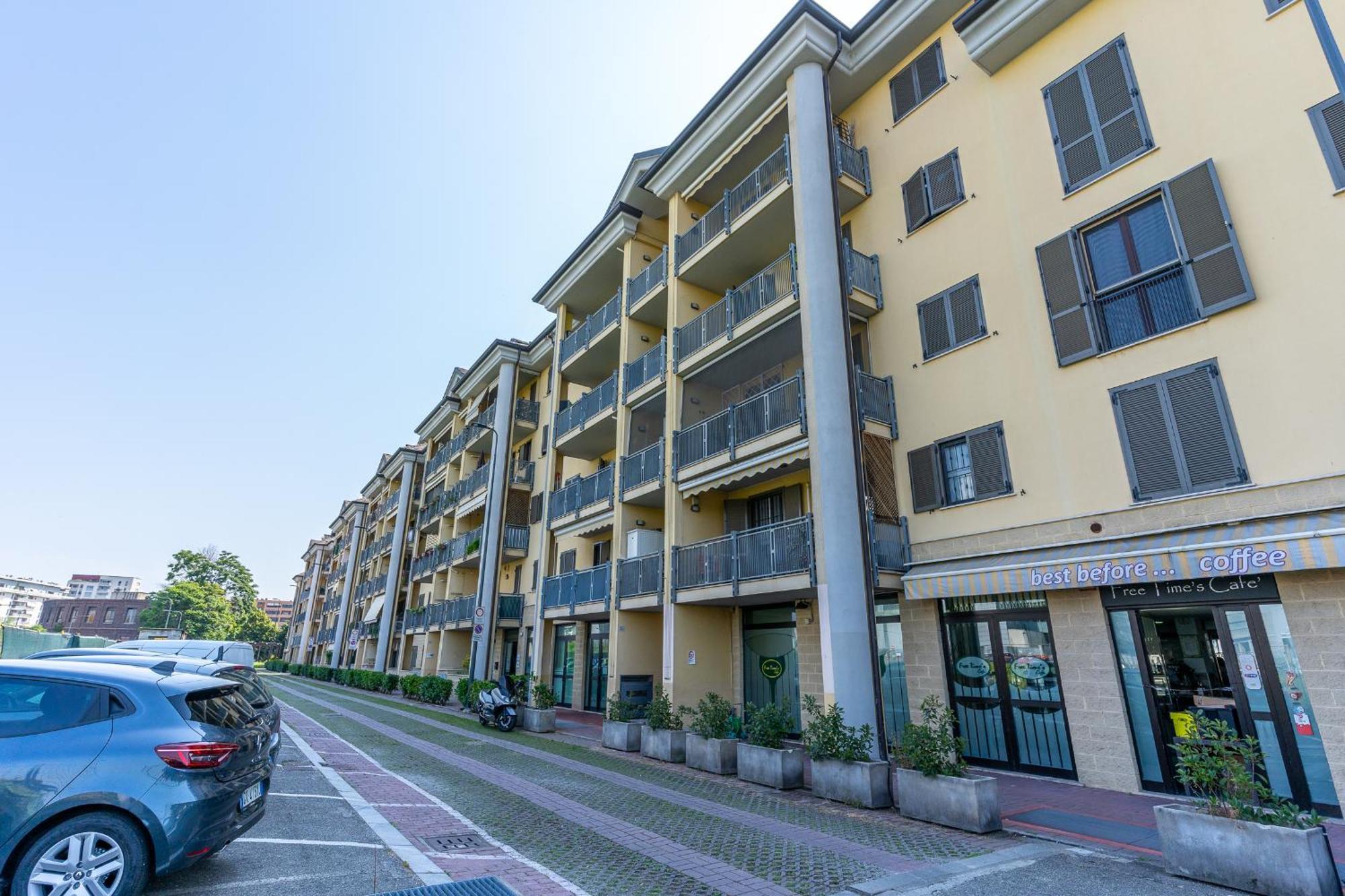 Santa Giulia Suite Milano Esterno foto